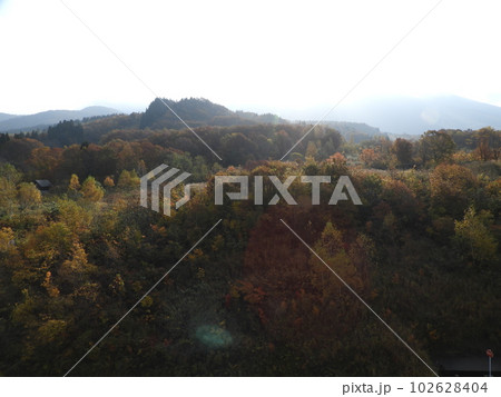 猊鼻渓の風景 10月 猊鼻渓の風景 10月 102628404