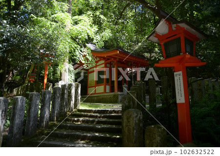新緑の鞍馬寺 吉鞍稲荷社 京都市左京区 新緑の鞍馬寺 吉鞍稲荷社 京都市左京区 102632522