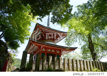 新緑の鞍馬寺 多宝塔 京都市左京区 新緑の鞍馬寺 多宝塔 京都市左京区 102633577