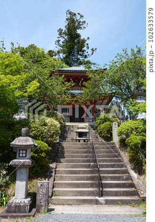 新緑の鞍馬寺 多宝塔 京都市左京区 新緑の鞍馬寺 多宝塔 京都市左京区 102633579