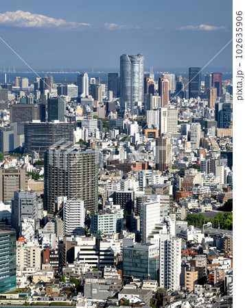東京の街並み 102635906