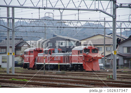 えちごトキめき鉄道 DE15ラッセル回送 直江津到着 えちごトキめき鉄道 DE15ラッセル回送 直江津到着 102637347