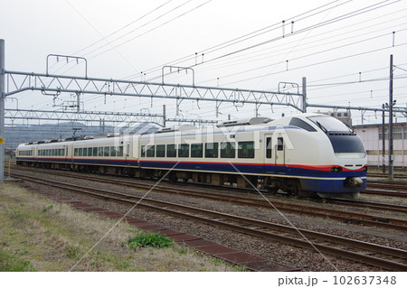 えちごトキめき鉄道 特急しらゆき E653系 102637348