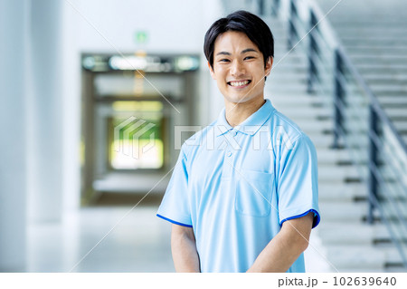 介護士 男性 介護士 男性 102639640