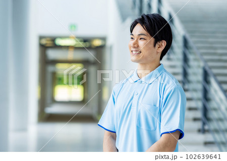 介護士 男性 介護士 男性 102639641