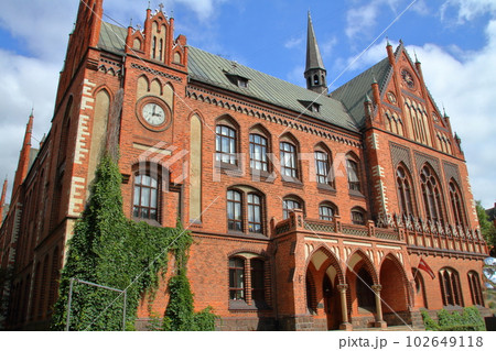 北欧バルト三国ラトビアの首都リガ エスプラナーデ公園の一画にあるラトビア芸術アカデミーの建物 北欧バルト三国ラトビアの首都リガ エスプラナーデ公園の一画にあるラトビア芸術アカデミーの建物 102649118