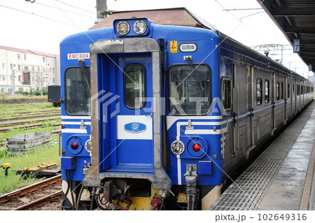 電車 列車 イベント列車 102649316