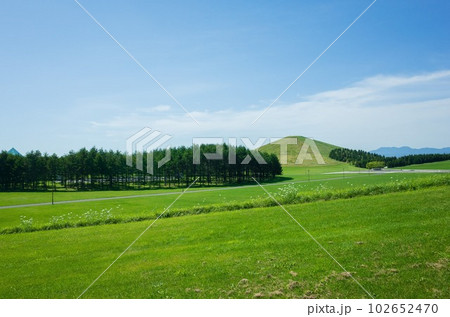 北海道の観光地　モエレ沼公園 102652470