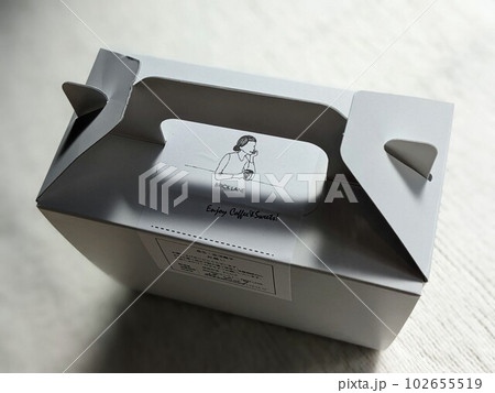 ケーキ屋さんの白い箱 White Baker Box ケーキ屋さんの白い箱 White Baker Box 102655519