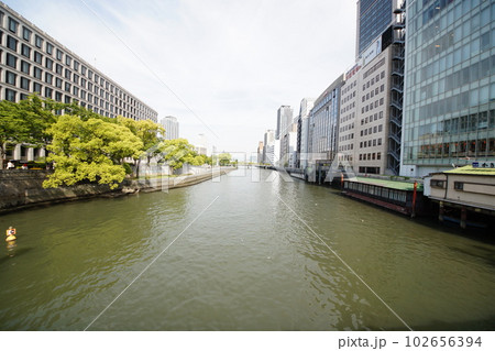 大阪市役所　淀屋橋 102656394