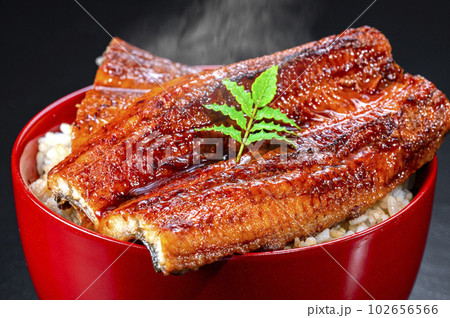 鰻丼　うなぎの蒲焼　鰻 102656566