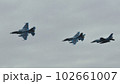 F-2 編隊をブレイク 102661007