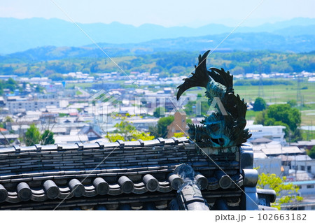 伊賀上野城と青空 伊賀上野城と青空 102663182