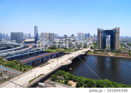 夢の大橋と有明の街並 102664396