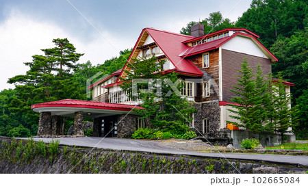 旧志賀高原ホテルを利用した志賀高原歴史記念館(長野県山ノ内町) 旧志賀高原ホテルを利用した志賀高原歴史記念館(長野県山ノ内町) 102665084