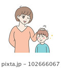 お母さんに頭をなでてもらう男の子のイラスト お母さんに頭をなでてもらう男の子のイラスト 102666067