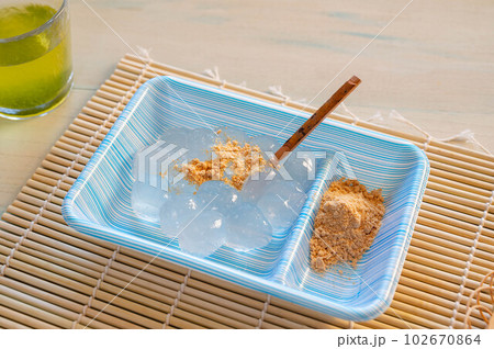 パック入りわらび餅 パック入りわらび餅 102670864