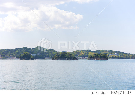 フェリーから鳥羽の風景 102671337