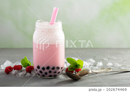 Strawberry bubble tea Strawberry bubble tea 102674469