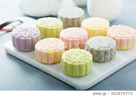 Snow skin sweet and savory traditional Chinese mooncakes 102674773