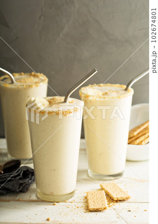 Banana and cookies milkshake Banana and cookies milkshake 102674801