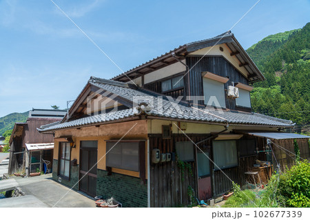 田舎の空家 102677339