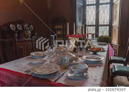 Set table at italian castle Padernello 102679307