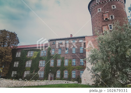 Sandomierska Tower is part of the Wawel royal Castle in Krakow Sandomierska Tower is part of the Wawel royal Castle in Krakow 102679331