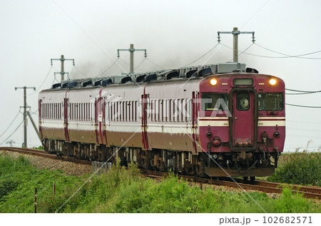 高山本線　速星ー千里　JR西日本　キハ28＋キハ58＋キハ28＋キハ58（富山） 102682571