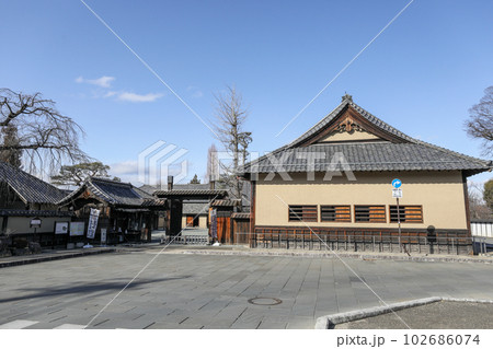 長野市　松代町　旧文武学校 102686074