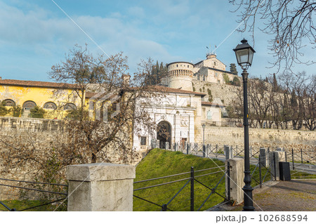 The entrance of the medieval fortress of Brescia 102688594