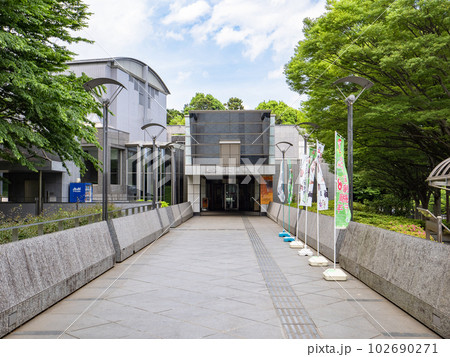 千葉県松戸市　松戸市立博物館・正面入口 102690271