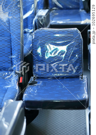 マイクロバスの補助席　イメージ 102695129