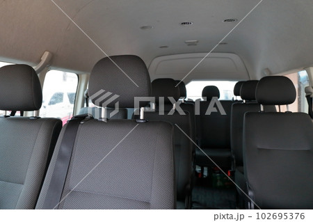 マイクロバスの座席　イメージ 102695376