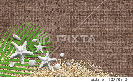 ヒトデと貝と椰子の葉、ナチュラルな麦藁のビーチ素材 102705180