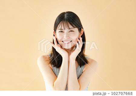 ビューティー　しっとり　潤い 102707668
