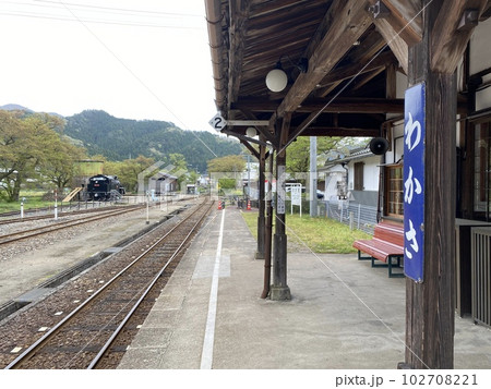 若桜鉄道若桜駅　ホーム 102708221