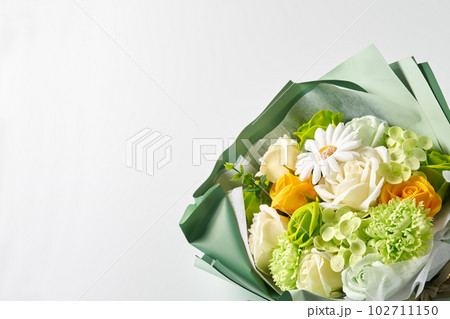 爽やかなソープフラワーの花束イメージ 爽やかなソープフラワーの花束イメージ 102711150