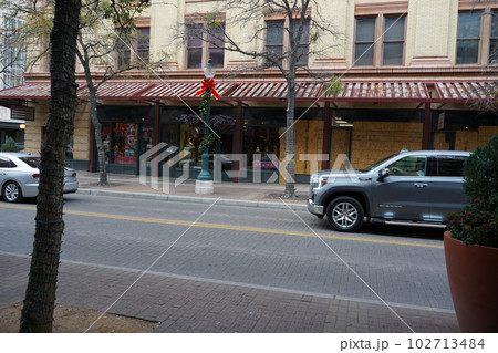 テキサス州サンアントニオ　ダウンタウンの様子 102713484