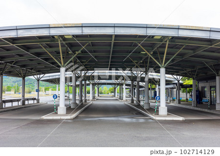 日本の岡山県の運転試験場の風景 102714129