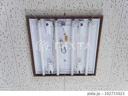 蛍光灯の照明器具 蛍光灯の照明器具 102715021