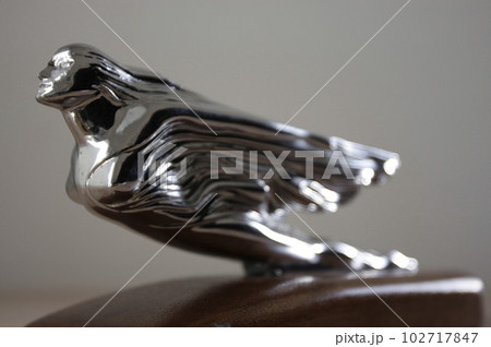 古いアメリカ車のボンネットについていたマスコット オーナメント 古いアメリカ車のボンネットについていたマスコット オーナメント 102717847