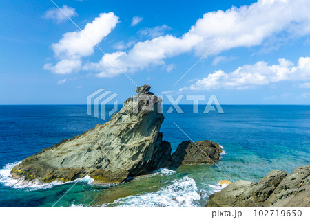 石垣島最西端「御神崎」　奇岩 102719650
