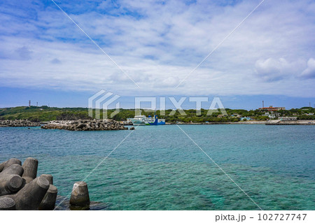 粟国島の海 102727747