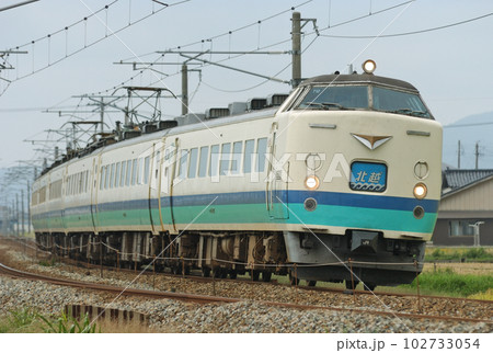 北陸本線 西高岡ー高岡 JR東日本 485系 T12編成(新潟) 北越 北陸本線 西高岡ー高岡 JR東日本 485系 T12編成(新潟) 北越 102733054