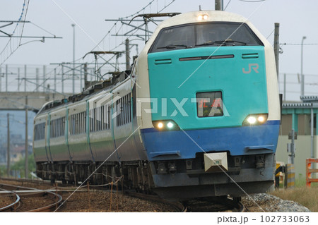 北陸本線　高岡ー西高岡　JR東日本　485系　R24編成（新潟）　北越 102733063