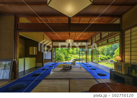京都 無鄰菴 新緑の季節(京都市左京区南禅寺草川町) 京都 無鄰菴 新緑の季節(京都市左京区南禅寺草川町) 102750120