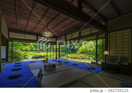 京都　無鄰菴　新緑の季節（京都市左京区南禅寺草川町） 102750125