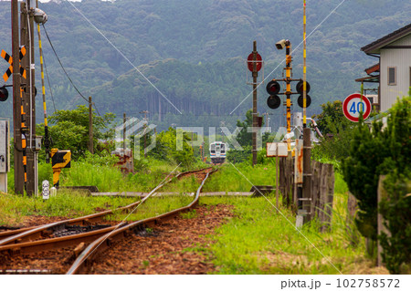 静岡県周智郡森町一宮　天竜浜名湖鉄道と沿線の風景 102758572