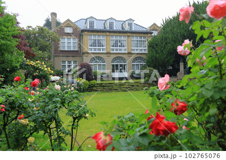 鳩山会館　　東京都文京区 102765076